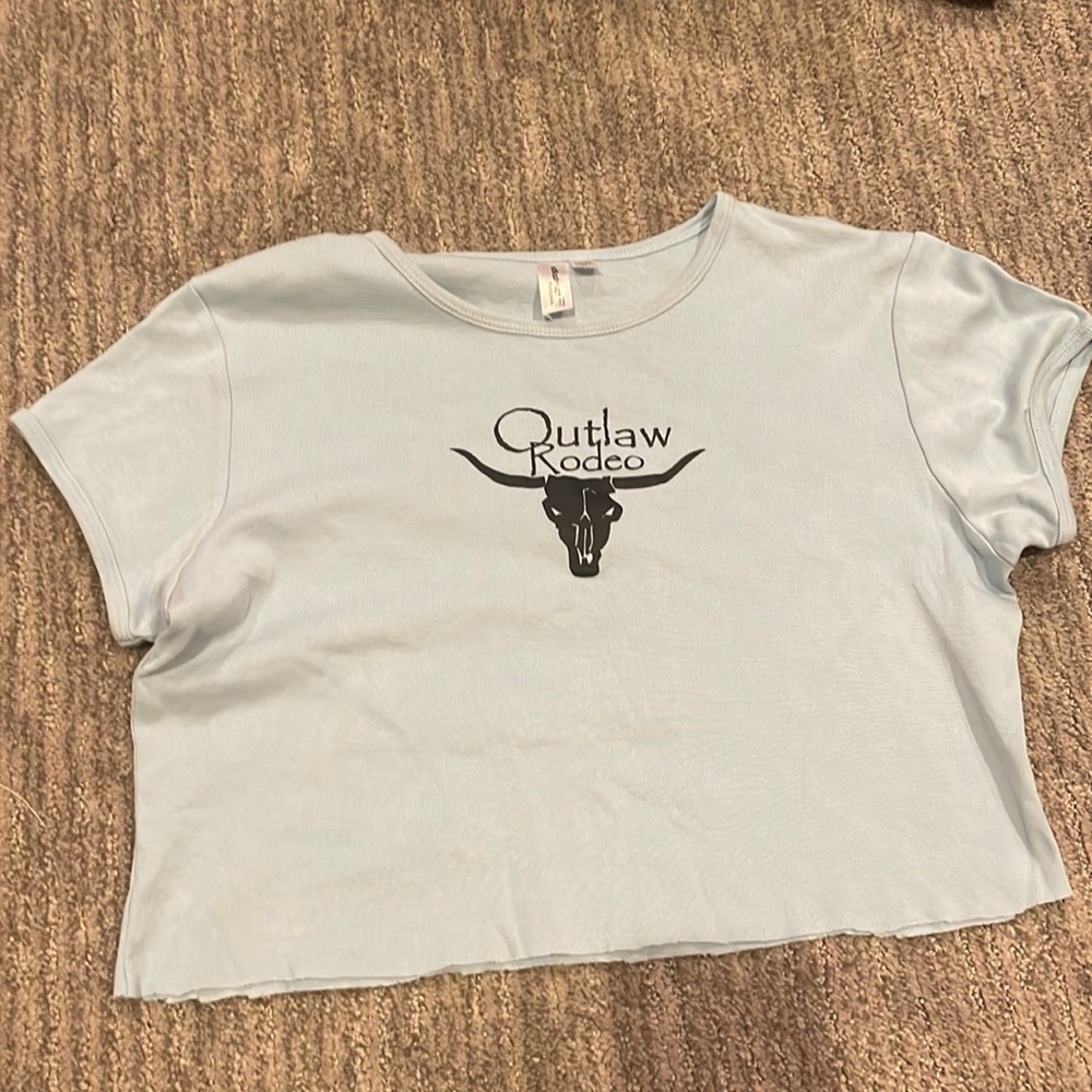 district threads crop top